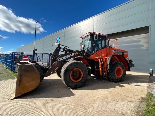 Develon DL300-5 Utovarivači na točkove