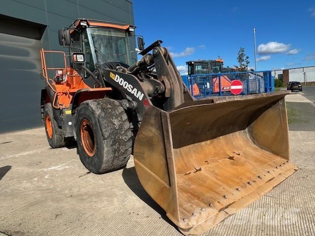 Develon DL300-5 Utovarivači na točkove