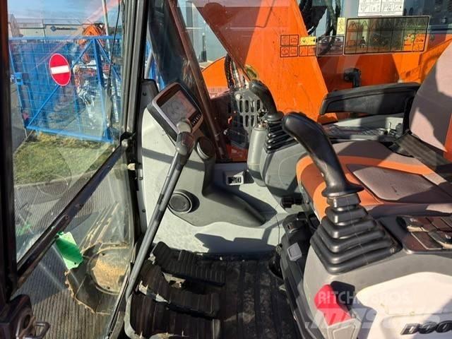 Develon Dx140lcr-5 Bageri guseničari