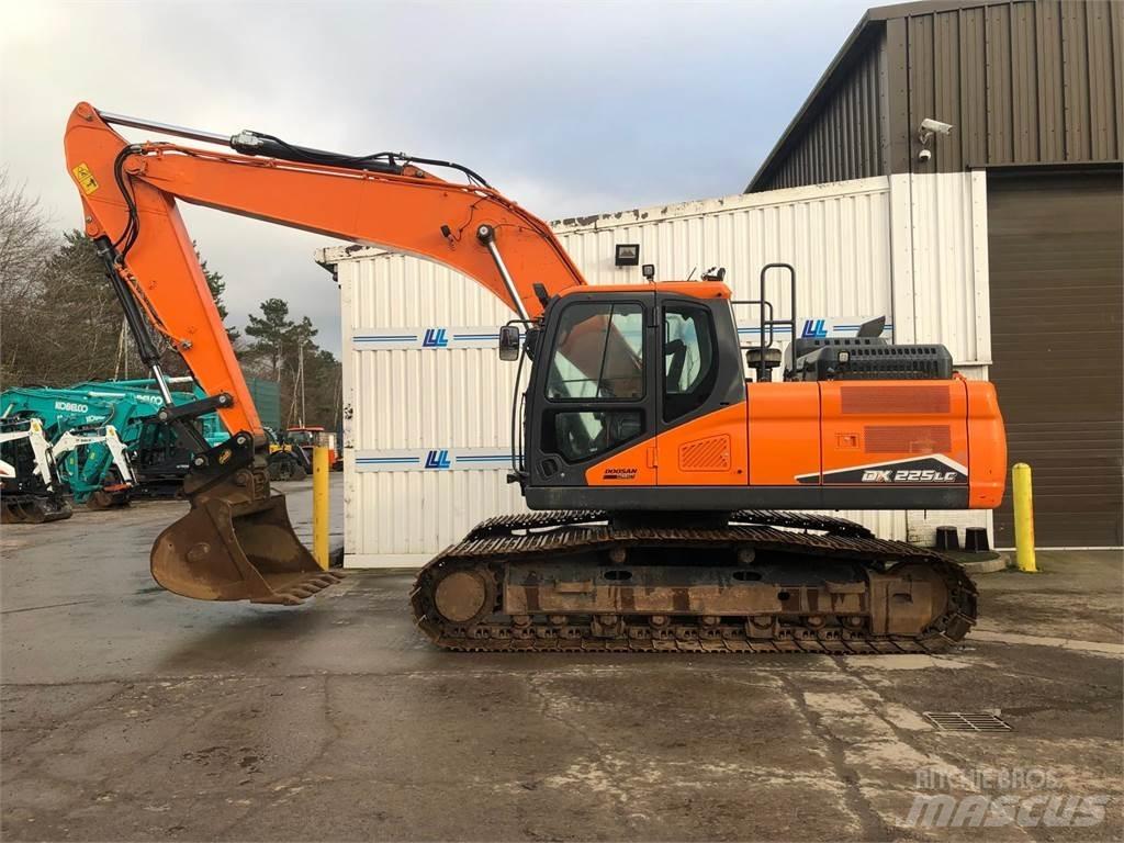 Develon Dx225lc-7 Bageri guseničari