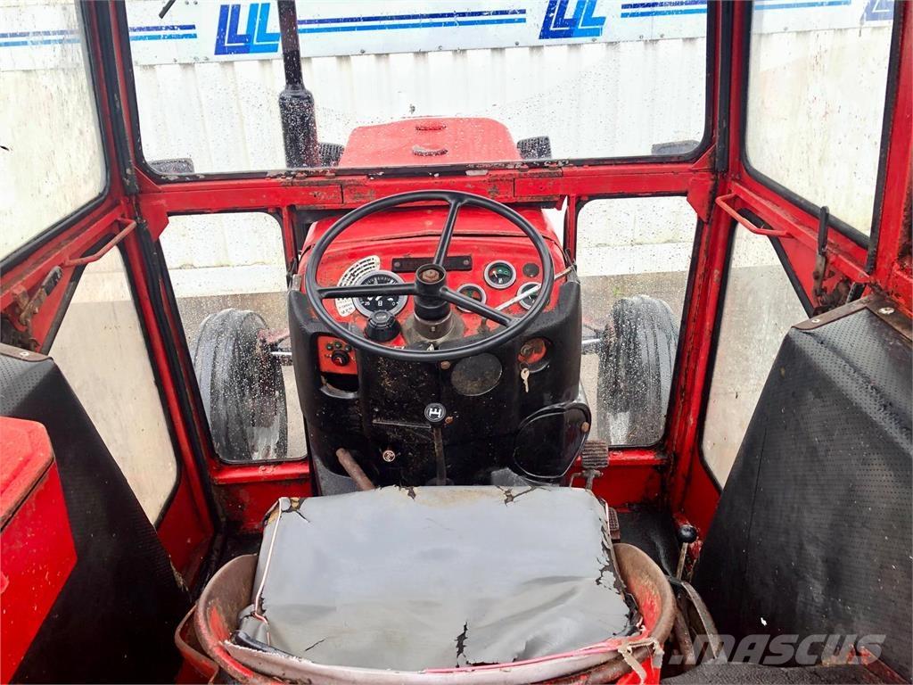 Massey Ferguson 230 Traktori