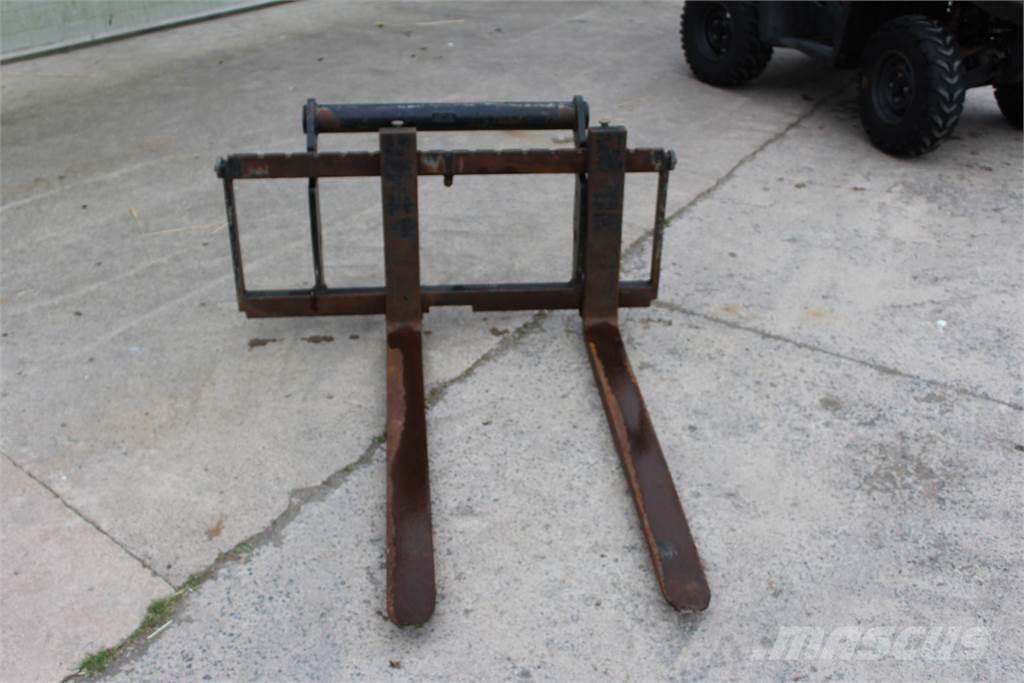  Pallet Forks & Frame Viljuške