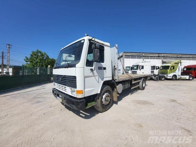 Volvo FL7 Kamioni sa otvorenim sandukom