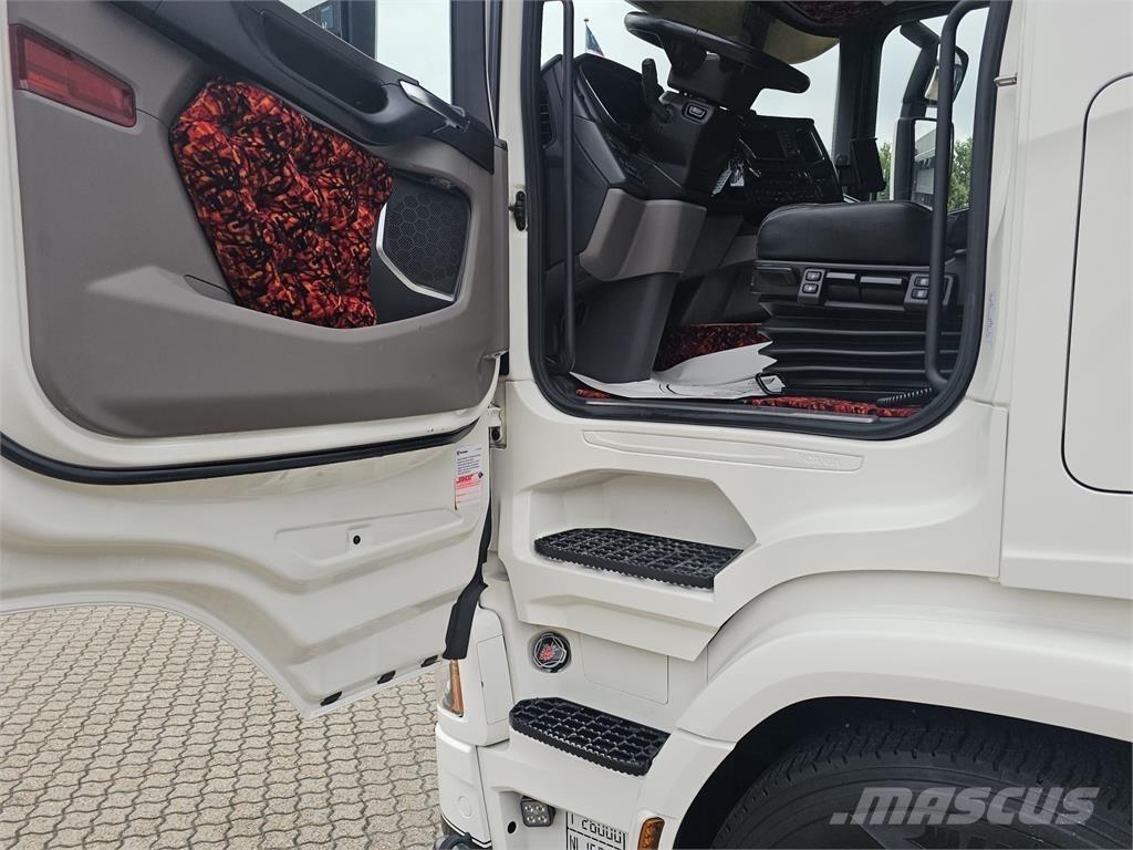 Scania R540 6x2 Tegljači