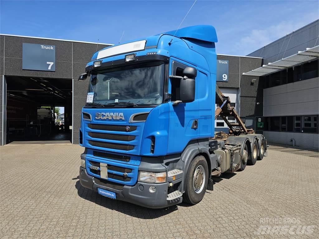 Scania R560 Rol kiper kamioni sa kukom za podizanje tereta