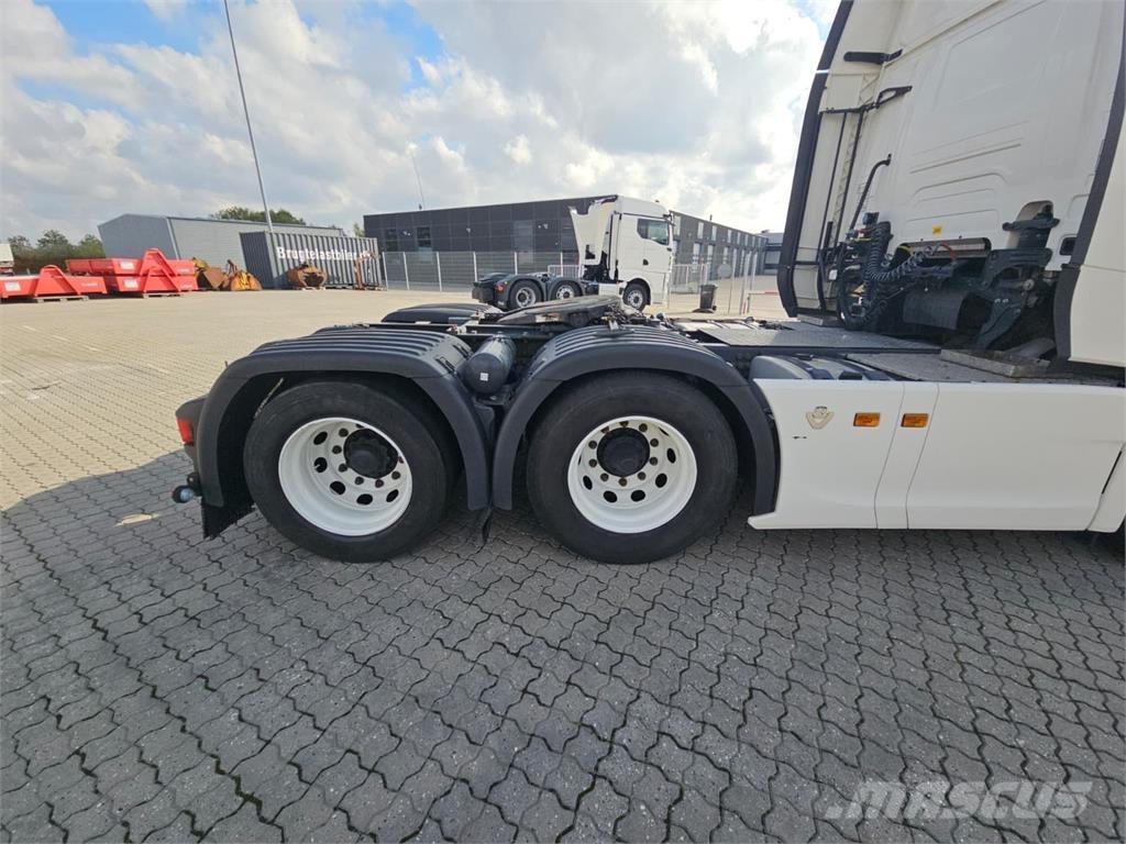 Scania R650 6X2 Tegljači