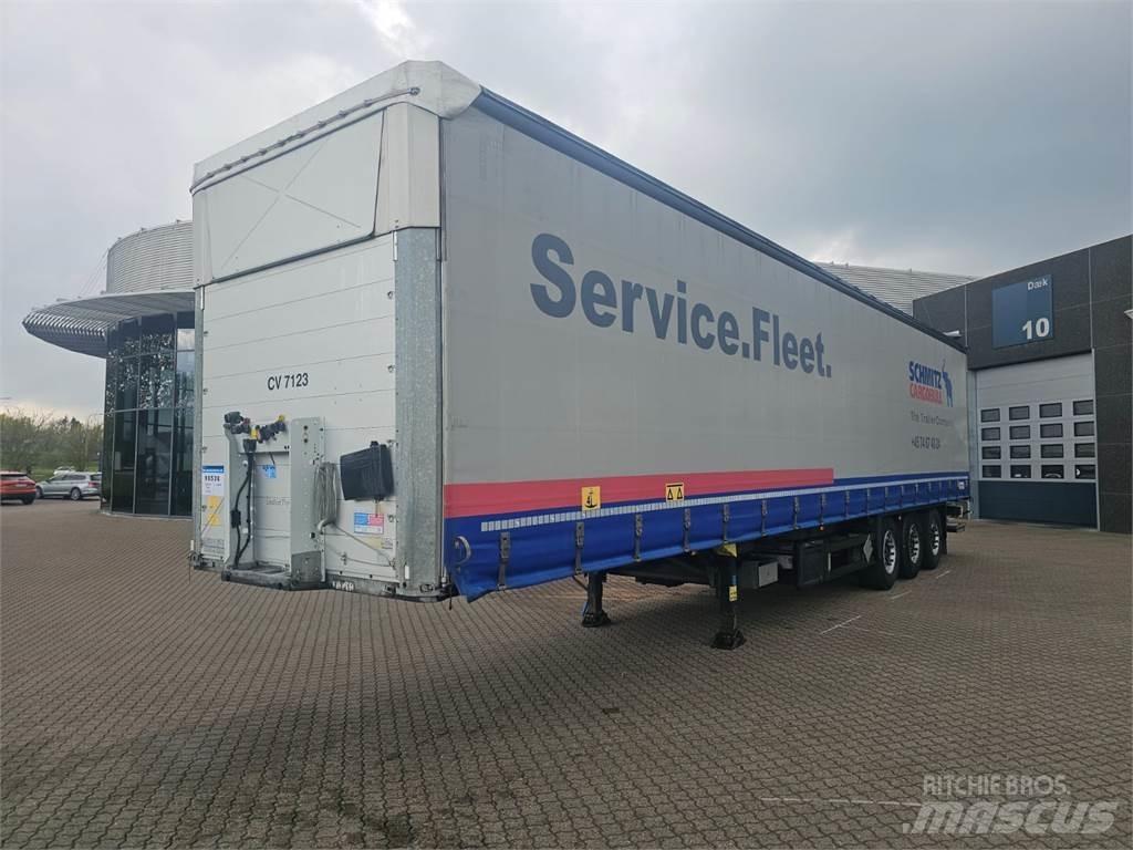 Schmitz Cargobull 13,60 Poluprikolice sa ciradom
