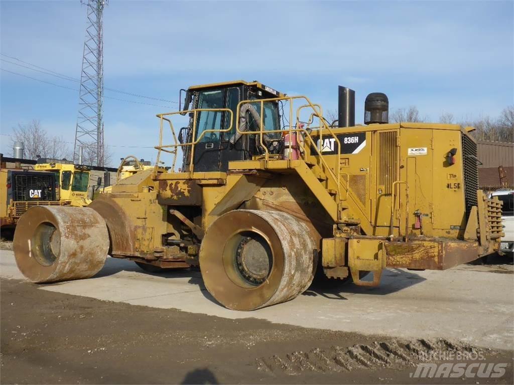 CAT 836H Ostalo za građevinarstvo