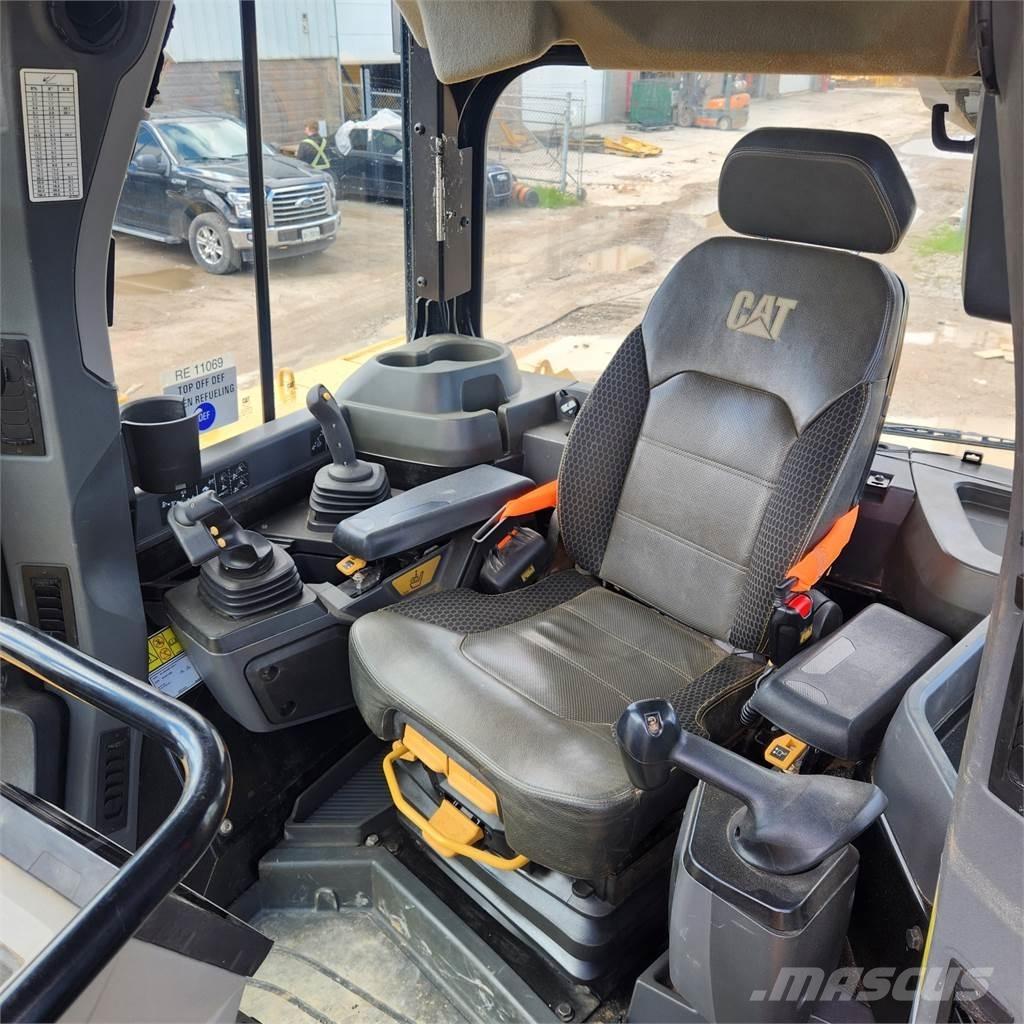 CAT D6 LGP Buldožeri guseničari