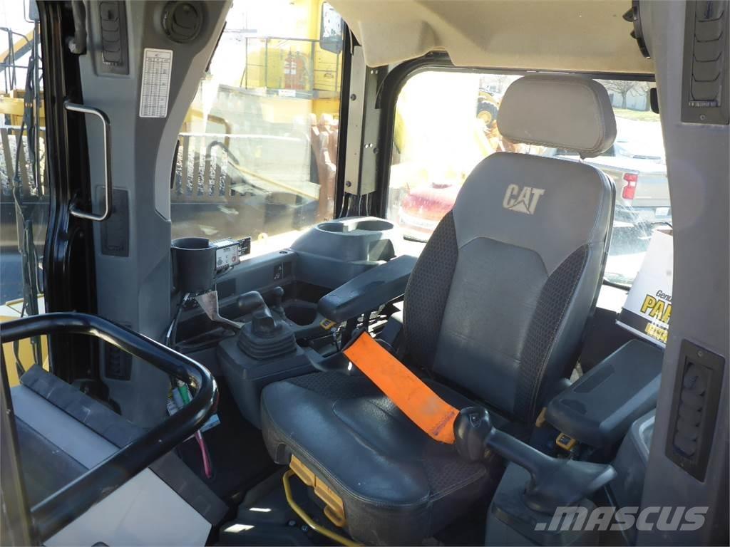 CAT D6 WH Buldožeri guseničari