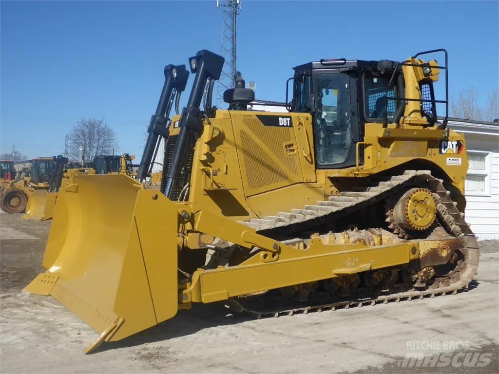 CAT D8T Buldožeri guseničari