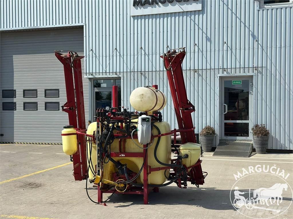 Hardi 800 ltr., 12 m. Ostale poljoprivredne mašine