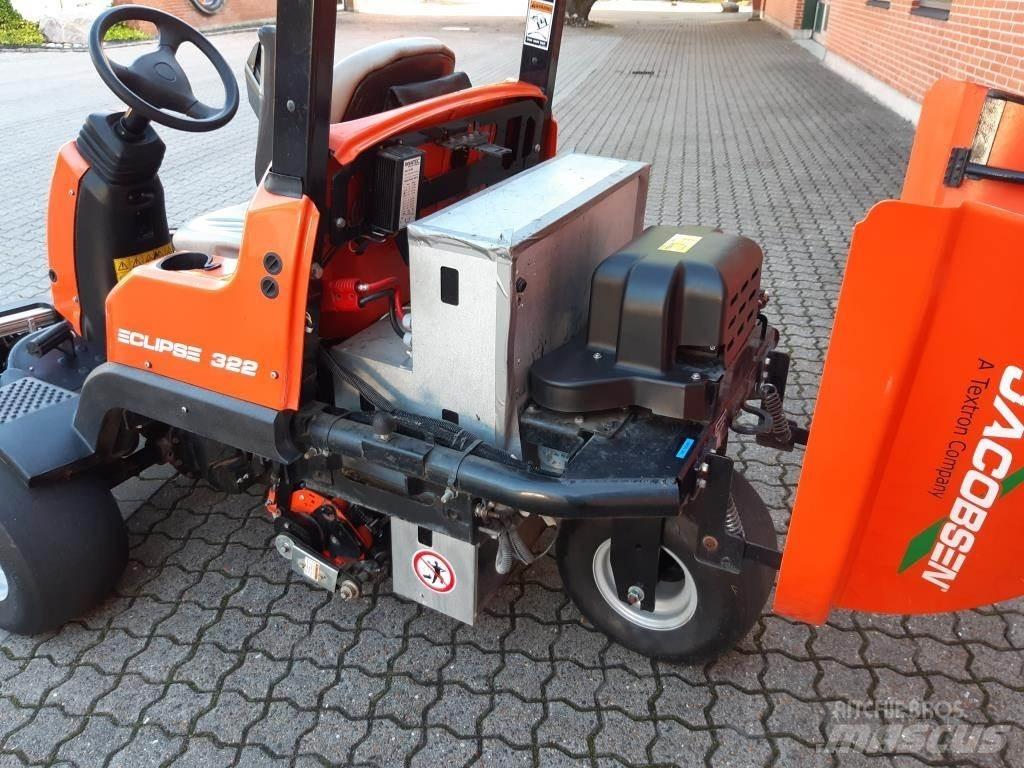 Jacobsen ECLIPS 322 Traktorske kosilice