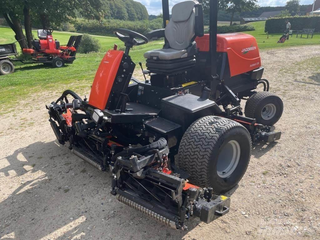 Jacobsen FAIRWAY 250 Traktorske kosilice