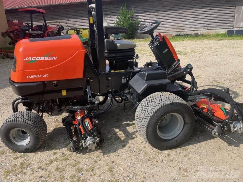 Jacobsen FAIRWAY 250 Traktorske kosilice