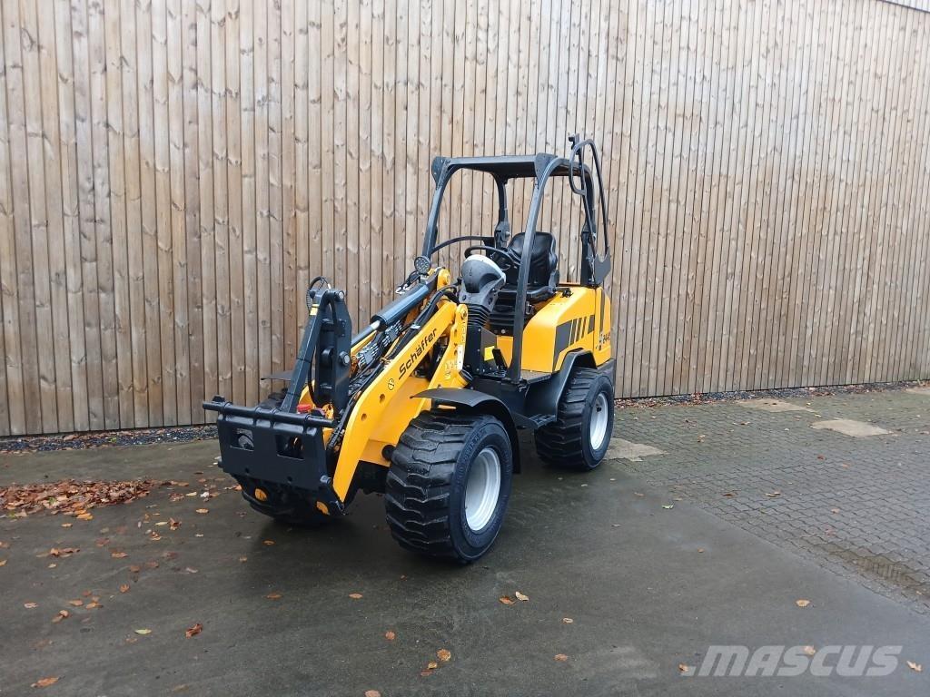 Schäffer 2445S Mini utovarivači