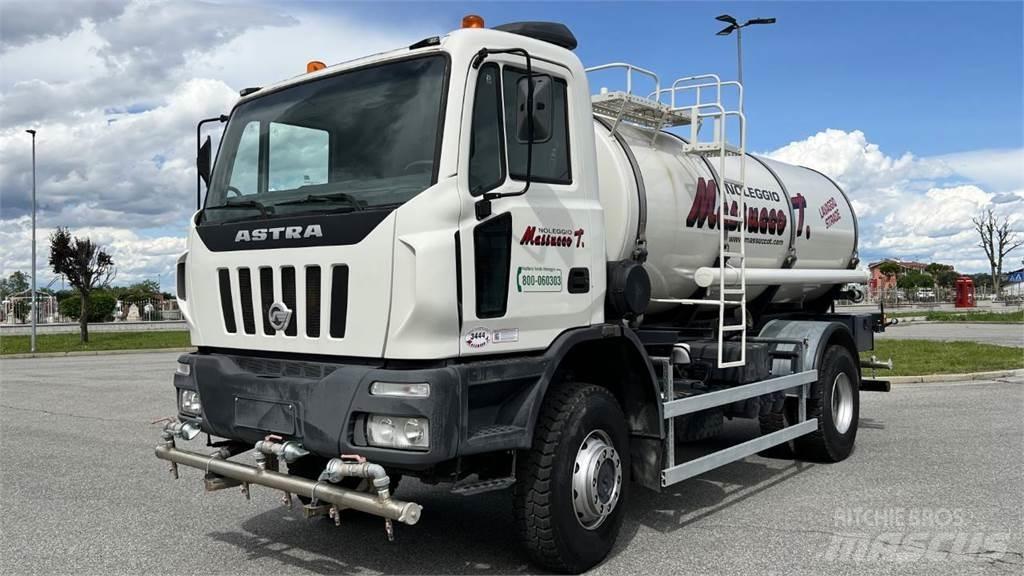 Astra HD8E 44.38 4x4 Kamioni cisterne
