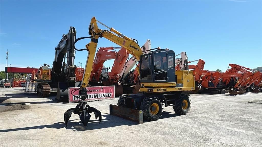Bertani S3A 4X4 Bageri točkaši