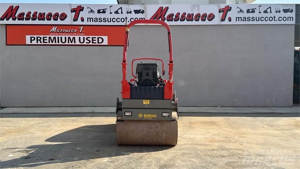 Bomag BW120 AD-4 Nabijači zemlje