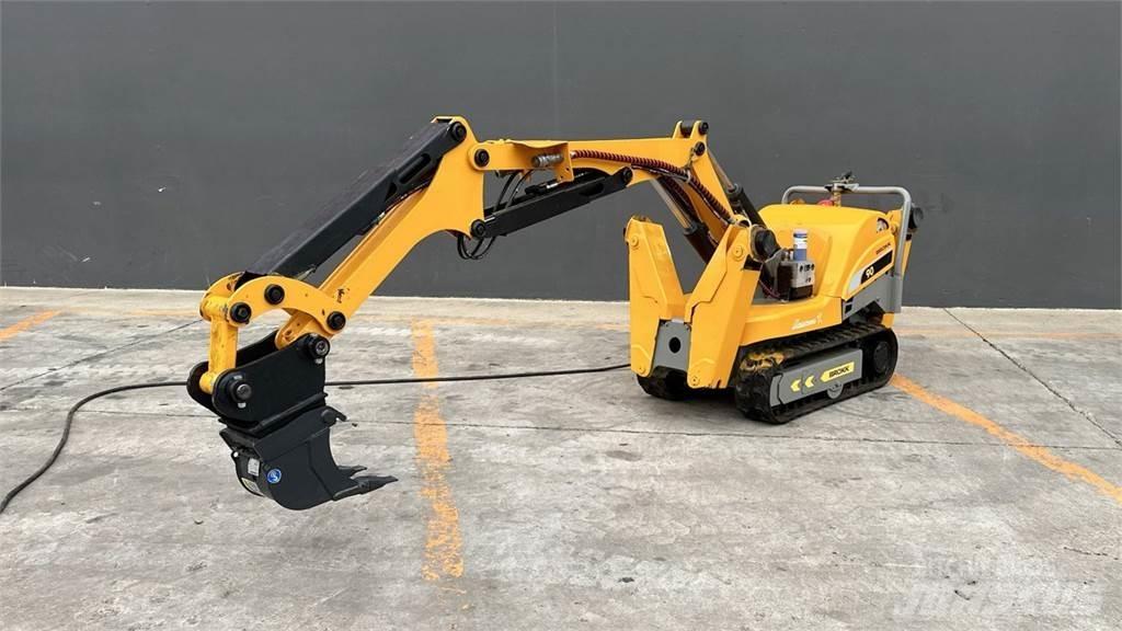 Brokk 90 Mini bageri < 7t