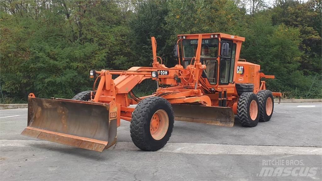 CAT 120H Buldožeri guseničari
