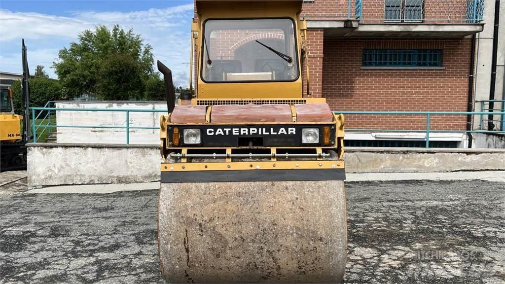 CAT CB-424 Nabijači zemlje