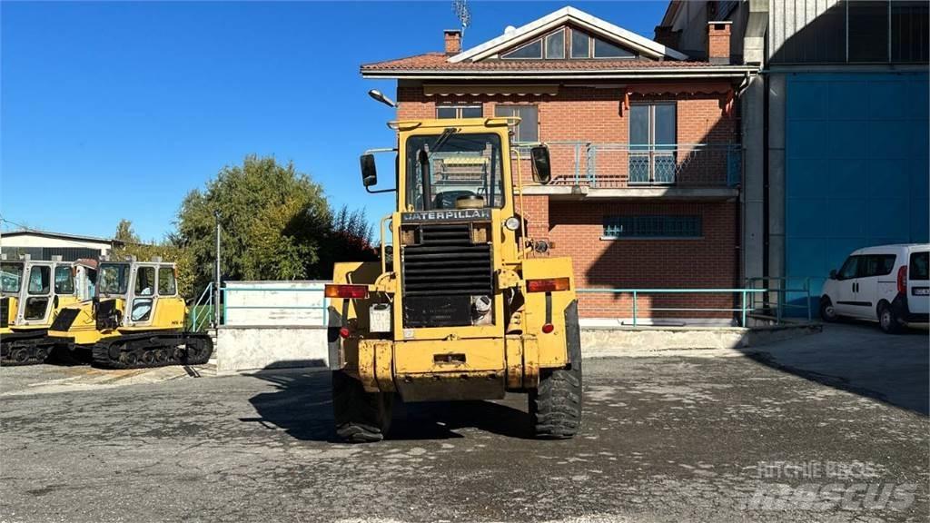 CAT IT28B Utovarivači na točkove