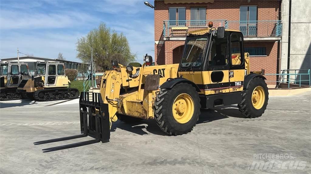 CAT TH63 Teleskopski viljuškari