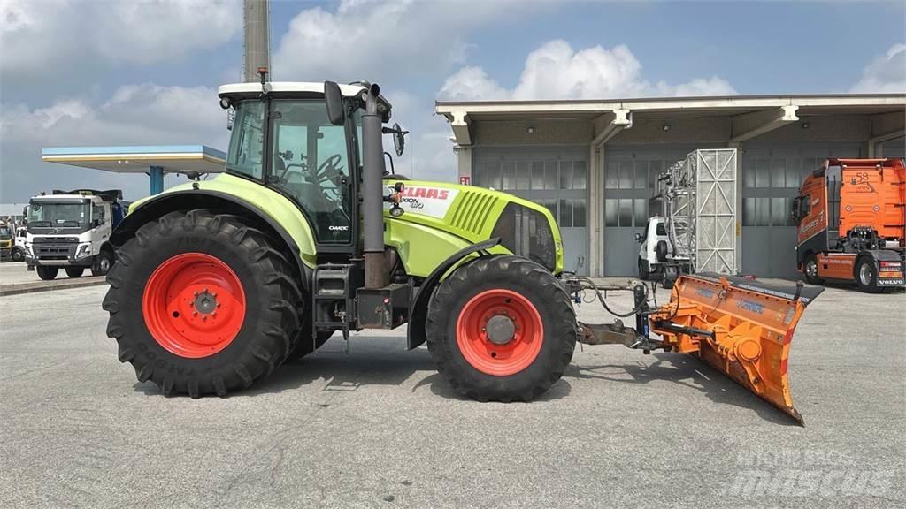 CLAAS Axion 810 4x4 Snežne daske i plugovi