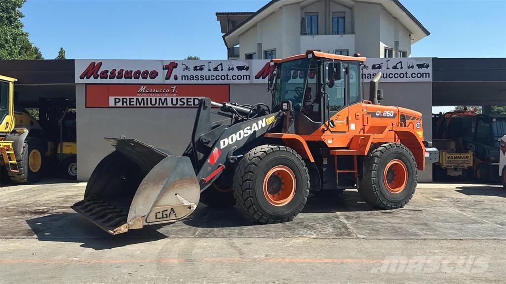 Doosan DL250-5 Utovarivači na točkove