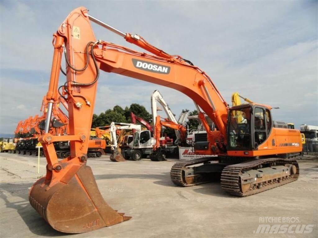 Doosan DX340LC Bageri guseničari
