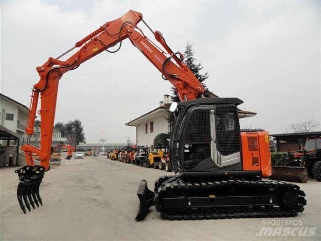 Hitachi ZX135 US-6 Bageri