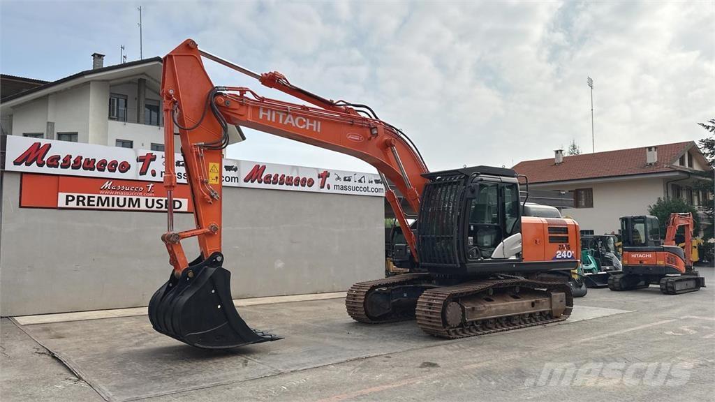 Hitachi ZX240N-6 Bageri guseničari