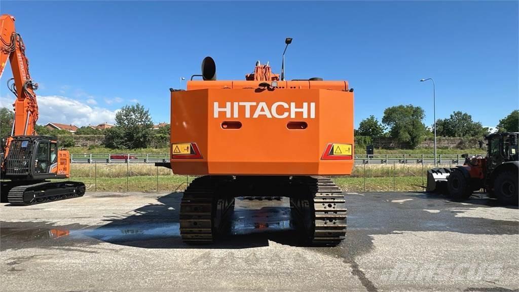 Hitachi ZX690LCH-7 Bageri guseničari