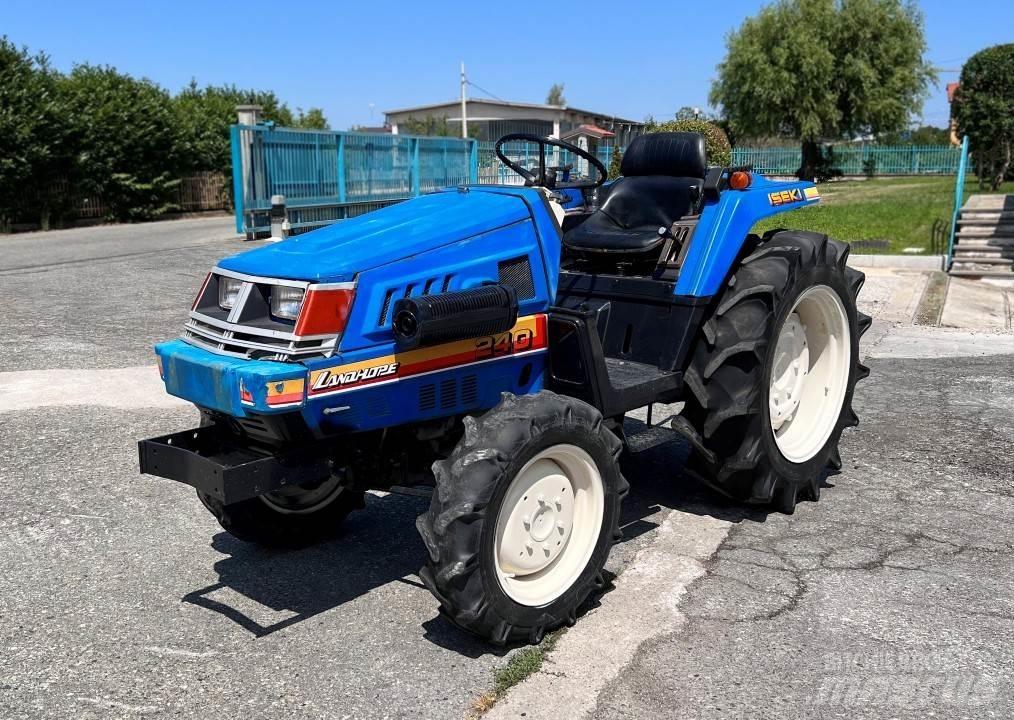 Iseki 240 4x4 Snežne daske i plugovi