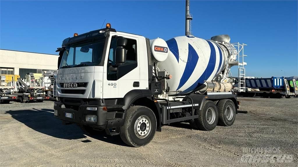 Iveco Trakker 450 6X4 Kamioni mešalice za beton
