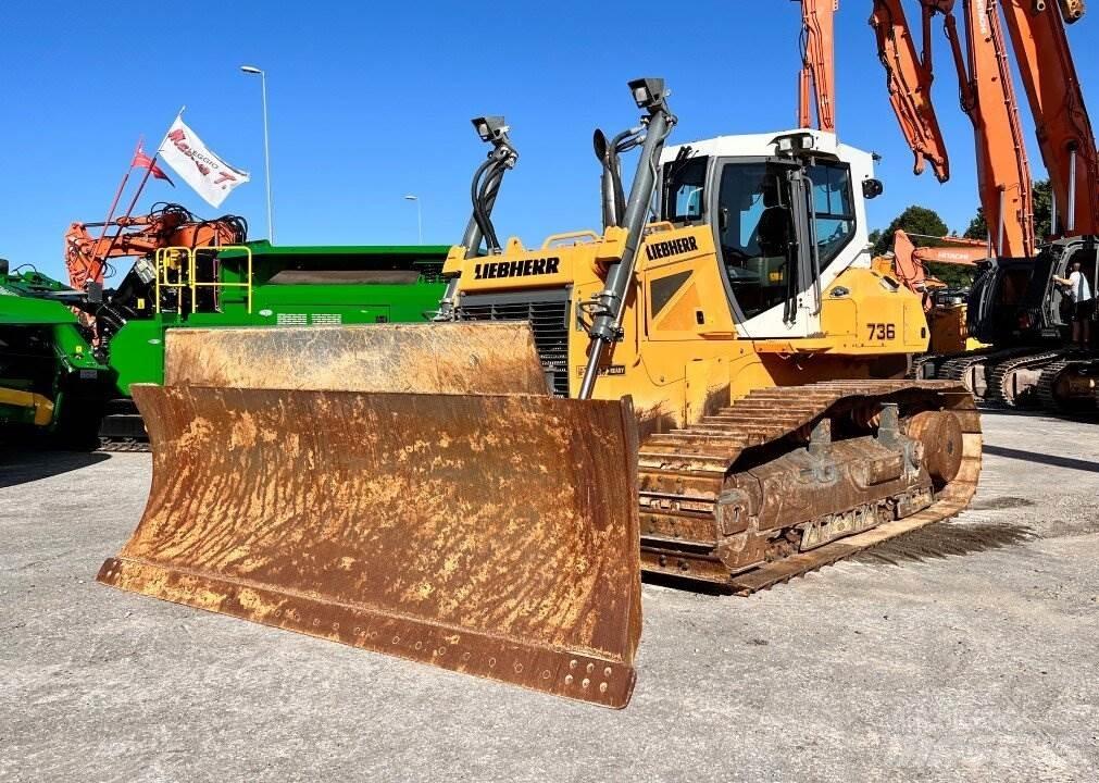 Liebherr 736 Buldožeri guseničari