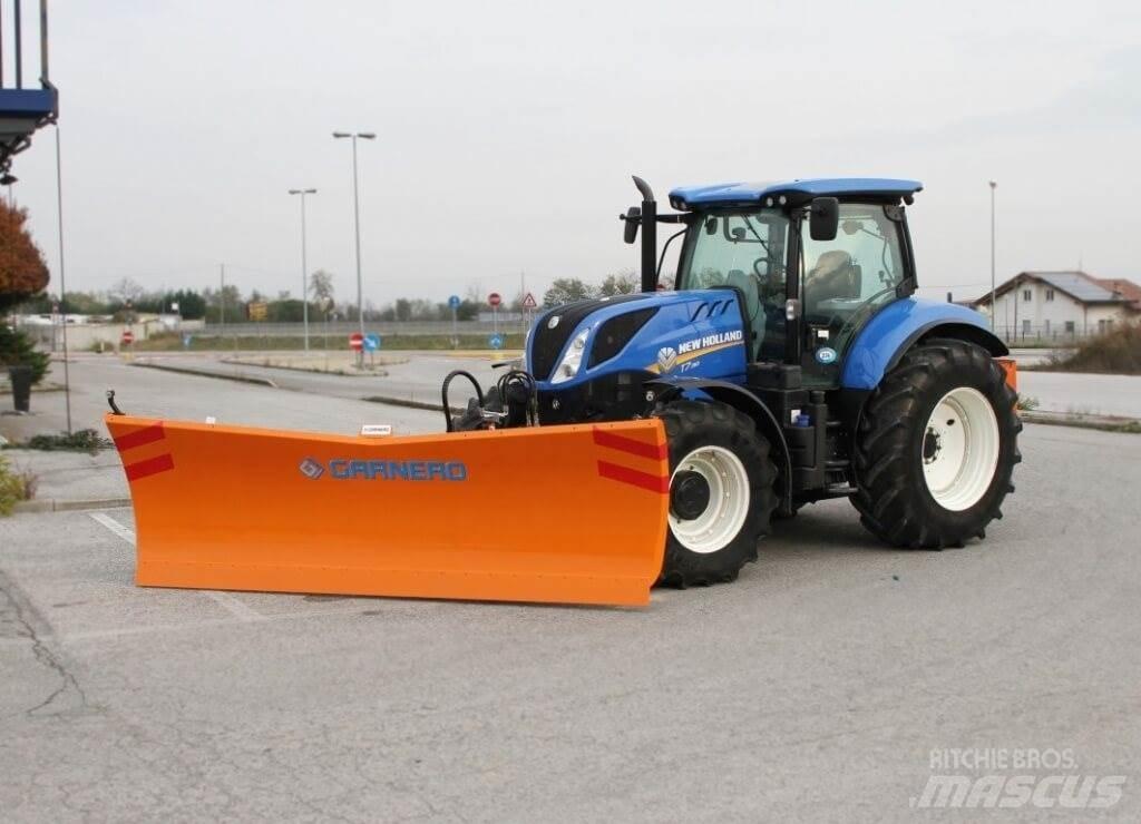 New Holland T7.190 Snežne daske i plugovi