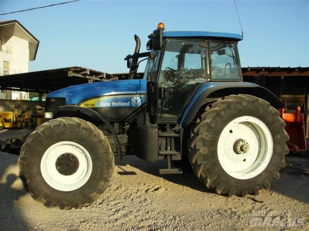 New Holland TM190 Snežne daske i plugovi