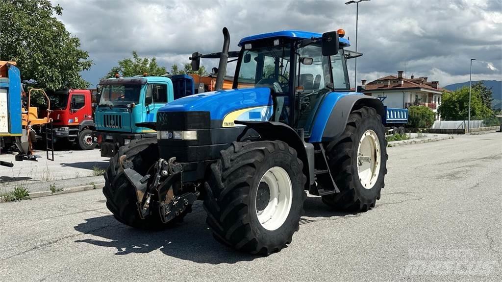 New Holland TM190 4X4 Snežne daske i plugovi