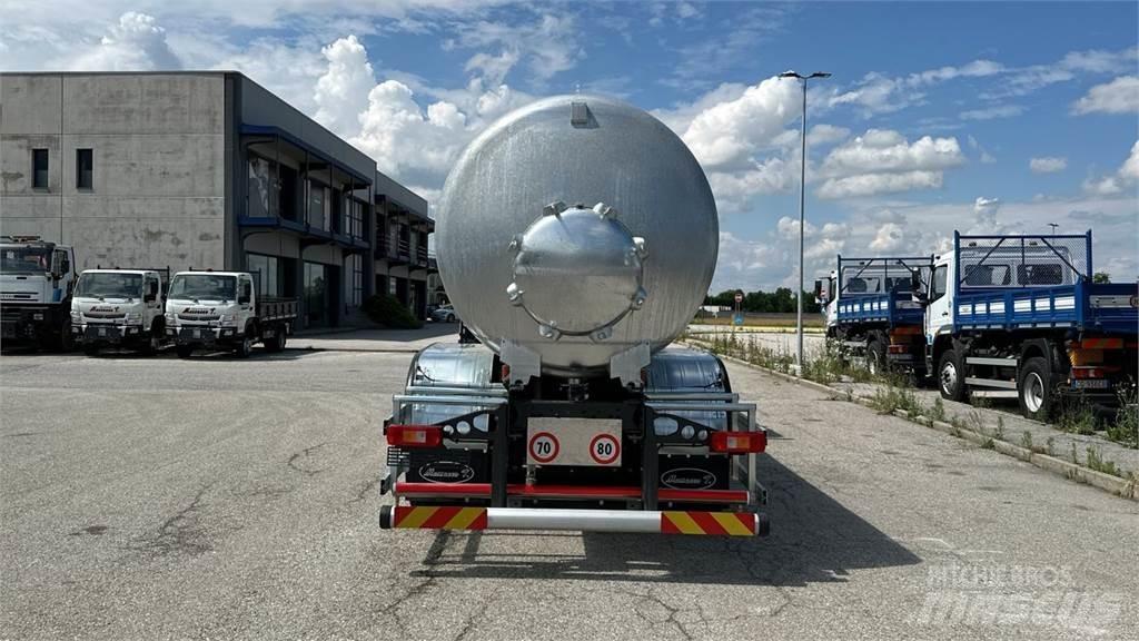 Volvo FMX 6X6 Kamioni cisterne