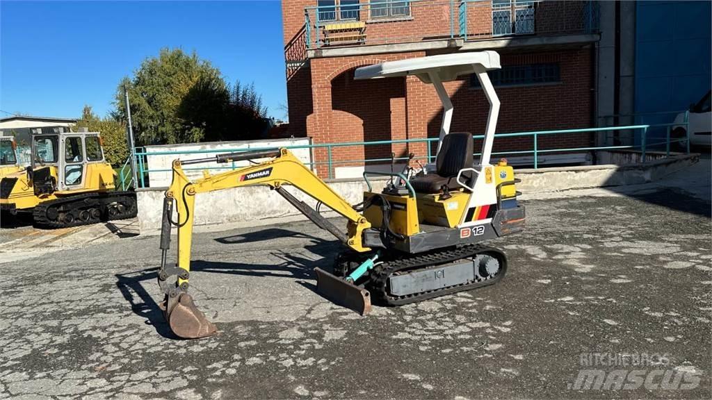 Yanmar B12-1 Mini bageri < 7t