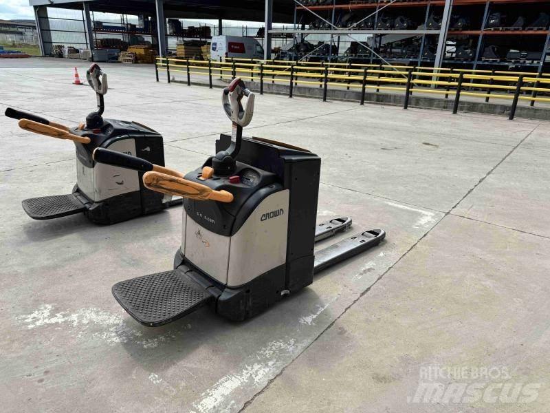 Crown WT3040 Nisko podizni električni viljuškar