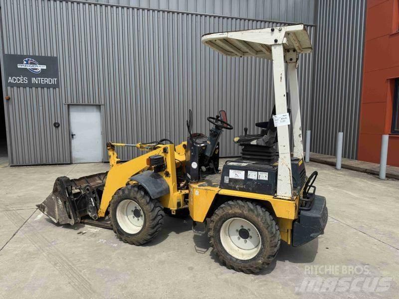 Kubota R310A Ostale poljoprivredne mašine