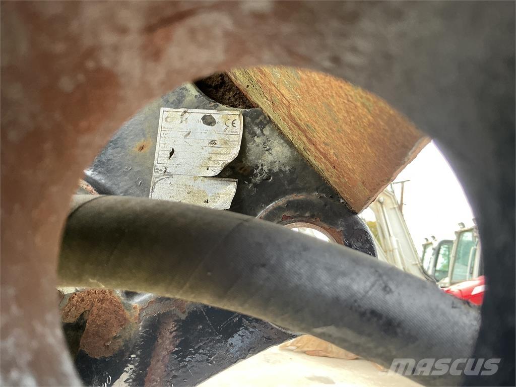 CNH Breaker Ostale poljoprivredne mašine