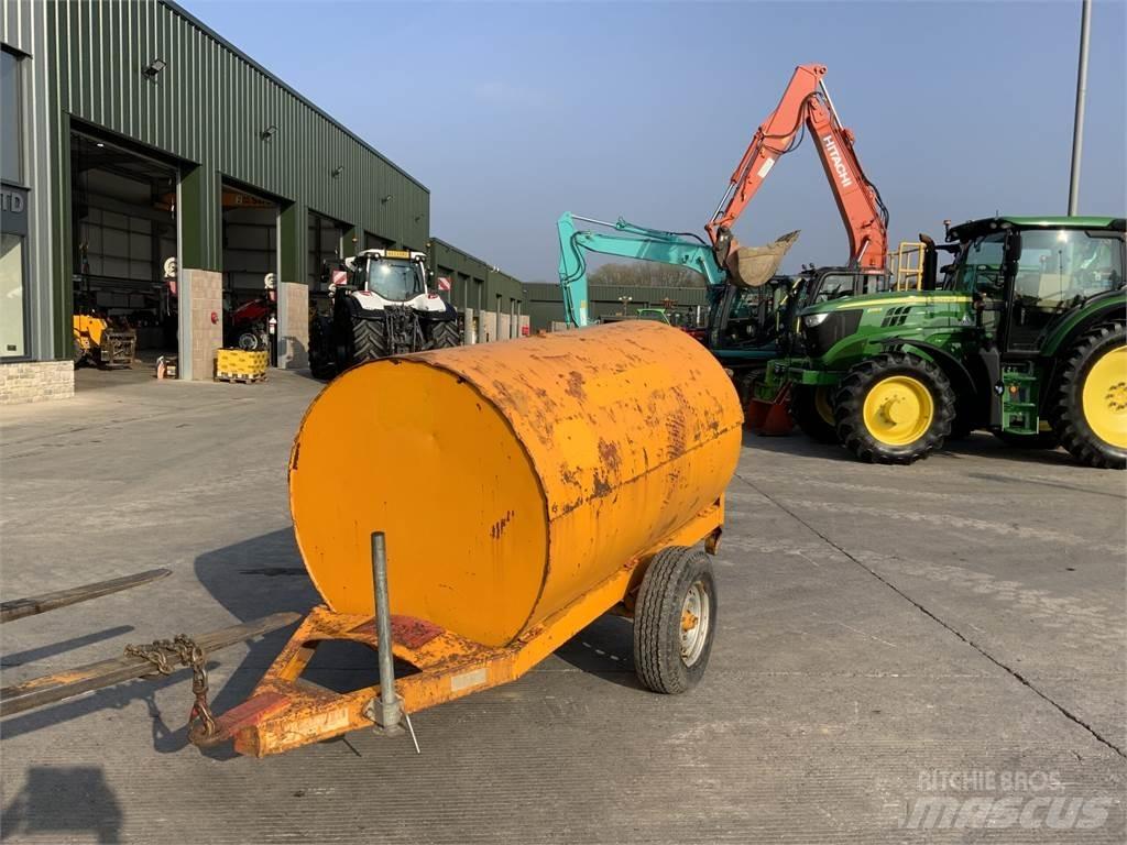  Diesel Bowser (ST22825) Ostale poljoprivredne mašine