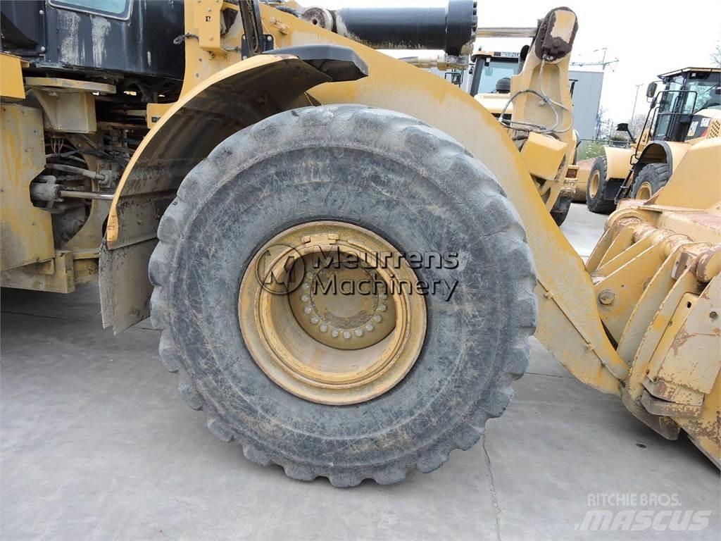 CAT 972M Utovarivači na točkove