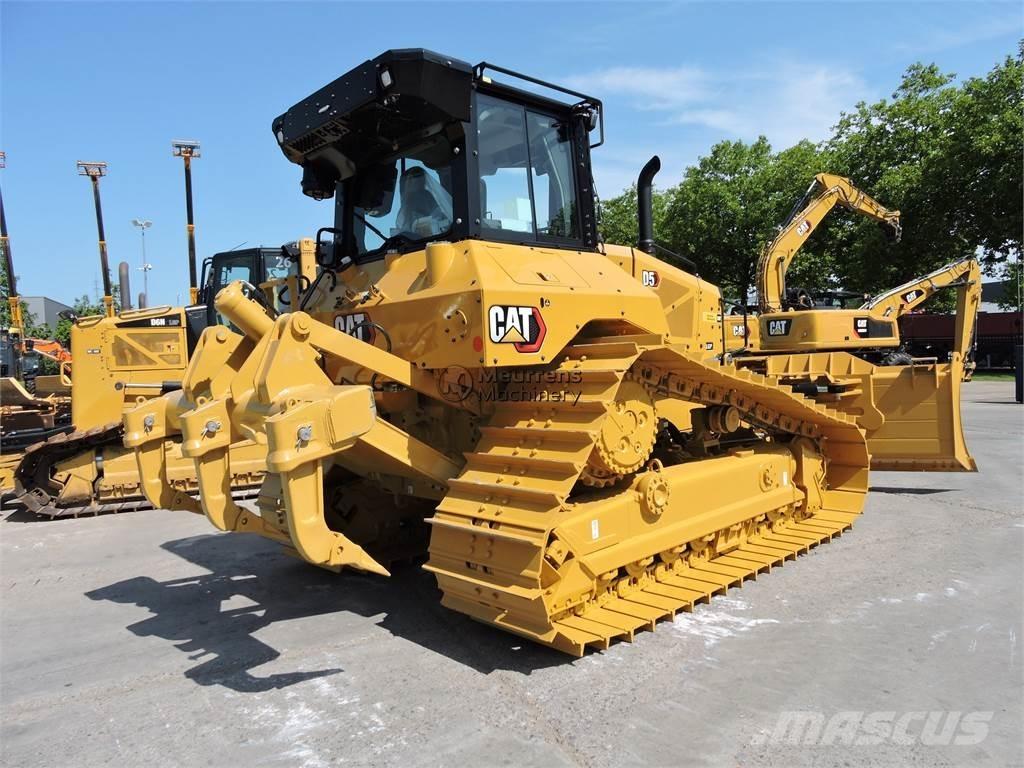 CAT D5 New Buldožeri