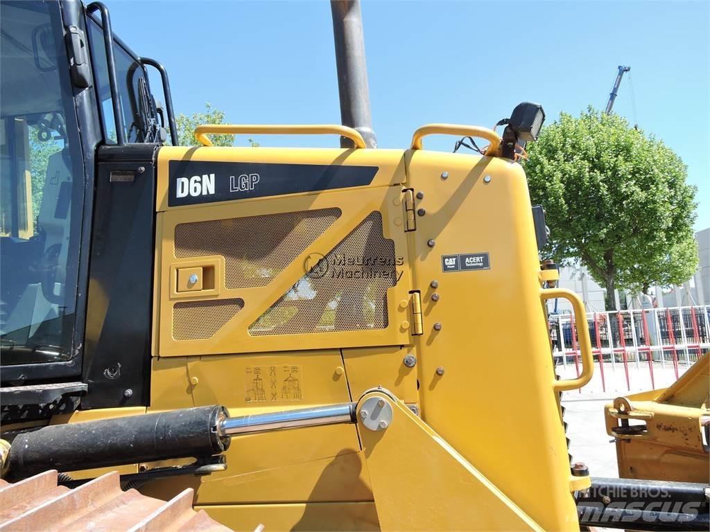 CAT D6NLGP Buldožeri