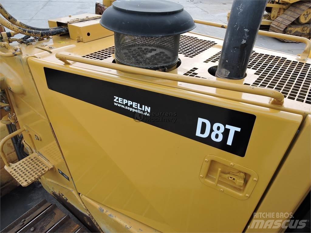 CAT D8T Buldožeri